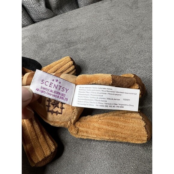 Disney Dumbo Scentsy Buddy Timon Lion King Plush Stuffed Animal Clip Backpack - Picture 8 of 11